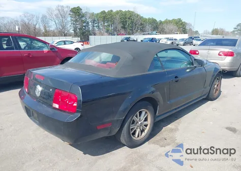 2006 Ford Mustang V6 z USA, uszkodzony, nr VIN 1ZVFT84N565114249